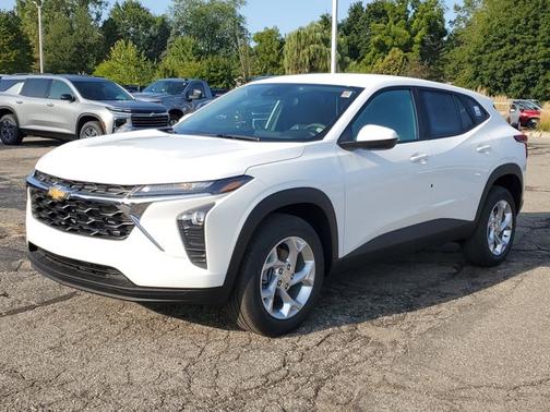 2026 Chevrolet Trax LS