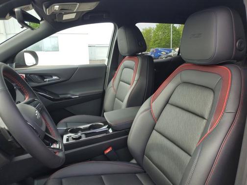 Radiant Red Tintcoat 2026 Chevrolet Equinox FWD RS