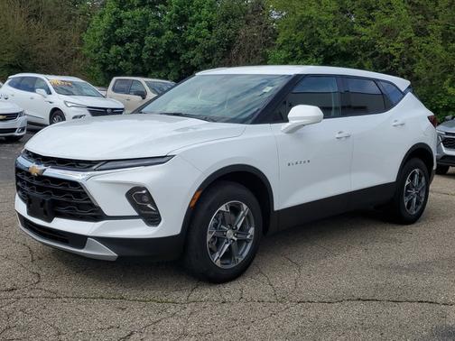 Summit White 2025 Chevrolet Blazer LT