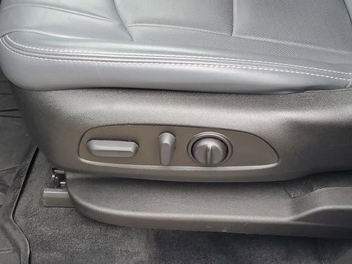 Summit White 2023 Buick Enclave Essence