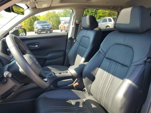 Black 2023 Honda HR-V EX-L