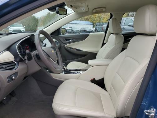 2024 Chevrolet Malibu 2LT