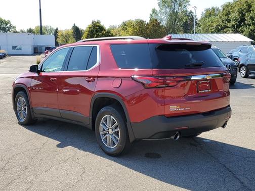 2022 Chevrolet Traverse LT Cloth