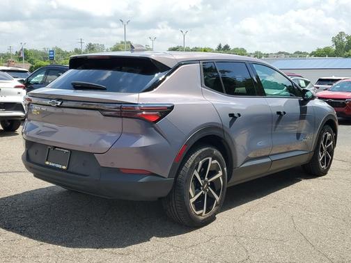 Galaxy Gray Metallic 2025 Chevrolet Equinox EV LT