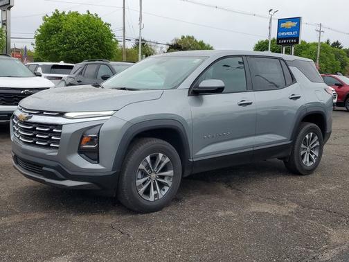 Sterling Gray Metallic 2026 Chevrolet Equinox FWD LT
