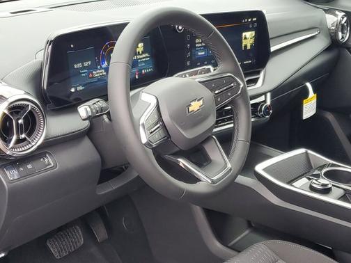 Sterling Gray Metallic 2026 Chevrolet Equinox FWD LT