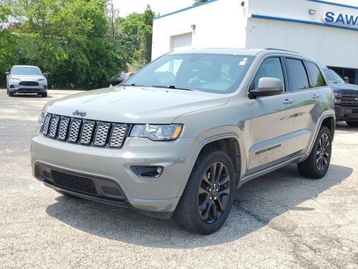 2019 Jeep Grand Cherokee Altitude