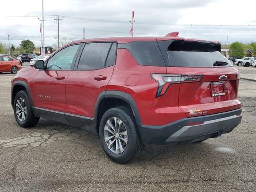 Radiant Red Tintcoat 2025 Chevrolet Equinox AWD LT