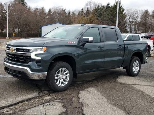 2026 Chevrolet Silverado 1500 1LT