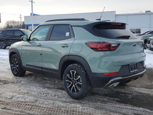 Cacti Green 2026 Chevrolet Trailblazer ACTIV
