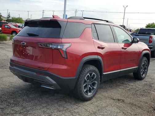 Radiant Red Tintcoat 2026 Chevrolet Equinox FWD ACTIV