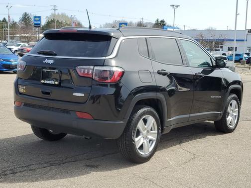 2022 Jeep Compass Latitude