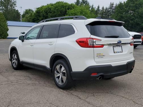 2024 Subaru Ascent Premium