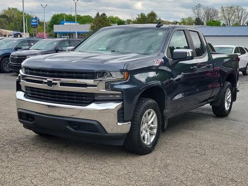 Shadow Gray Metallic 2020 Chevrolet Silverado 1500 LT