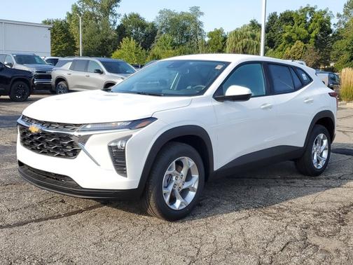 2026 Chevrolet Trax LS