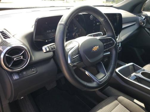 Mosaic Black Metallic 2025 Chevrolet Equinox FWD LT