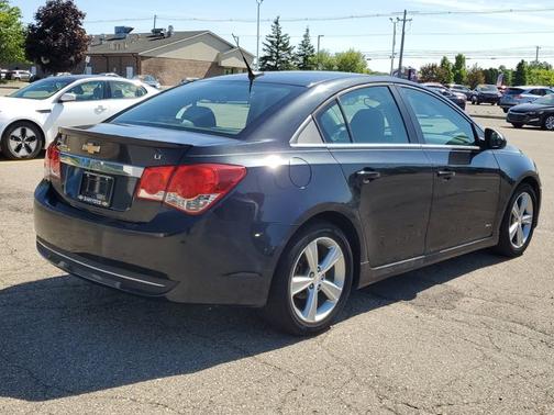 Black Granite Metallic 2014 Chevrolet Cruze 2LT