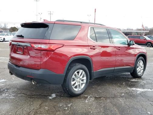 2021 Chevrolet Traverse LT Leather