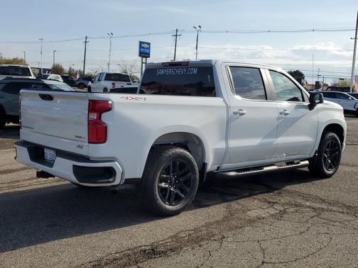Summit White 2026 Chevrolet Silverado 1500 RST