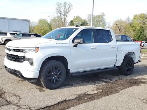 Summit White 2026 Chevrolet Silverado 1500 RST