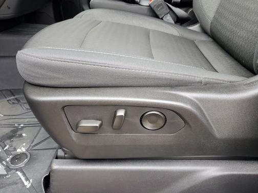 2024 Chevrolet Silverado 2500 Custom