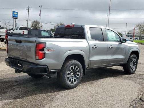 Sterling Gray Metallic 2026 Chevrolet Colorado 4WD Z71