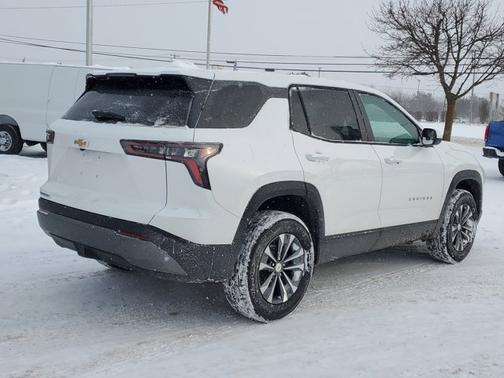 2026 Chevrolet Equinox FWD LT