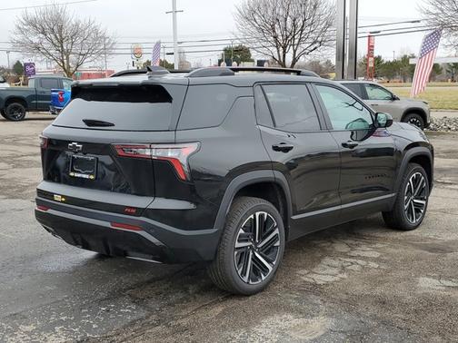 Mosaic Black Metallic 2026 Chevrolet Equinox AWD RS