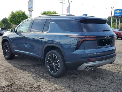 Lakeshore Blue Metallic 2026 Chevrolet Traverse AWD LT
