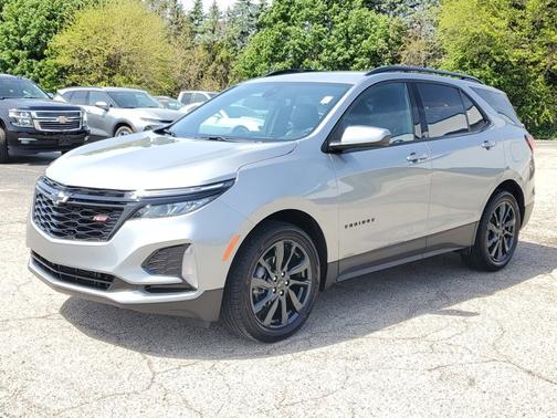 Sterling Gray Metallic 2024 Chevrolet Equinox RS