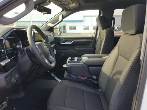 Summit White 2026 Chevrolet Silverado 1500 LT