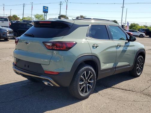 Cacti Green 2026 Chevrolet Trailblazer ACTIV