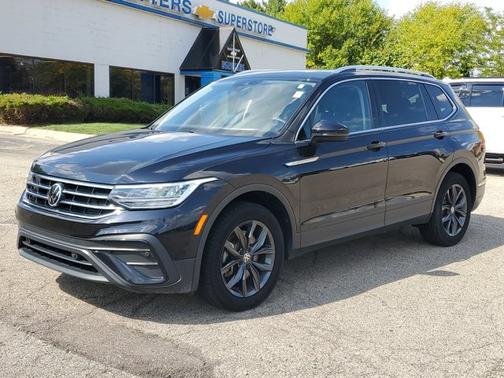 2023 Volkswagen Tiguan SE