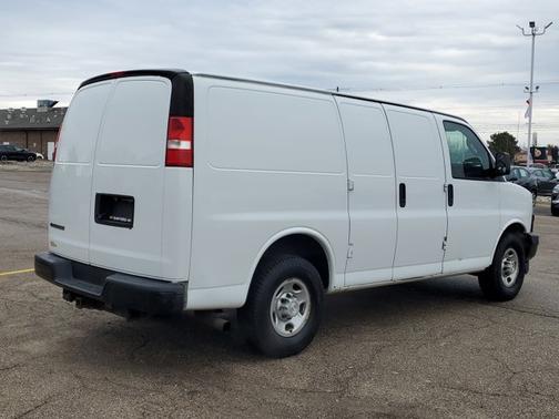 2018 Chevrolet Express 2500 Work Van