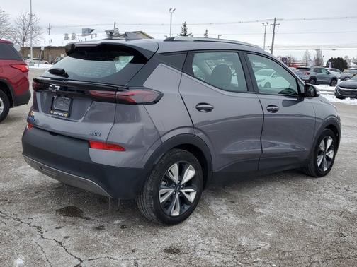 2022 Chevrolet Bolt EUV LT