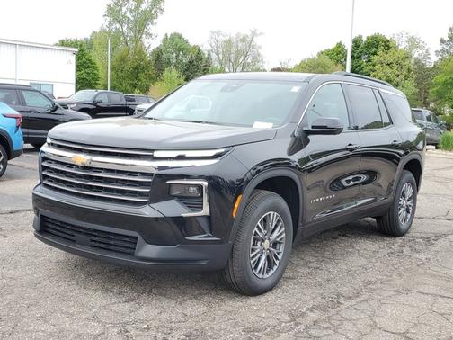 2025 Chevrolet Traverse FWD LT