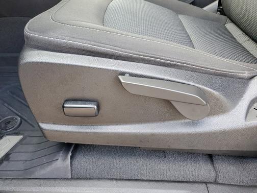 2022 Chevrolet Colorado 4WD LT