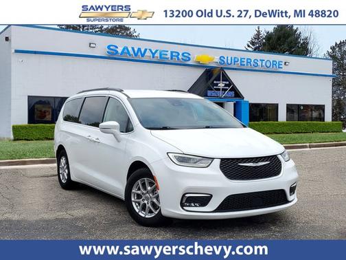 2022 Chrysler Pacifica Touring L