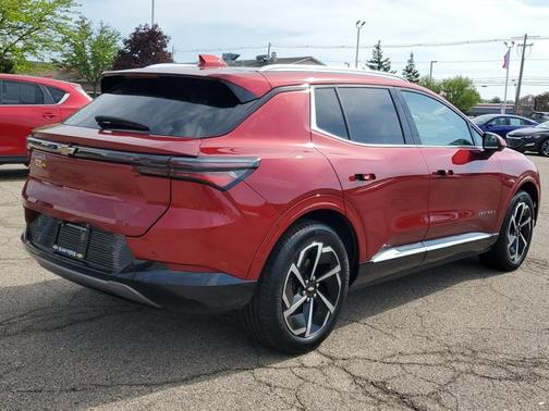 Radiant Red Tintcoat 2025 Chevrolet Equinox EV LT