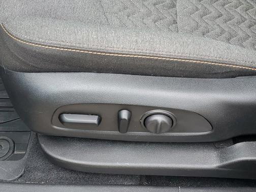 Mosaic Black Metallic 2024 Chevrolet Equinox 1LT