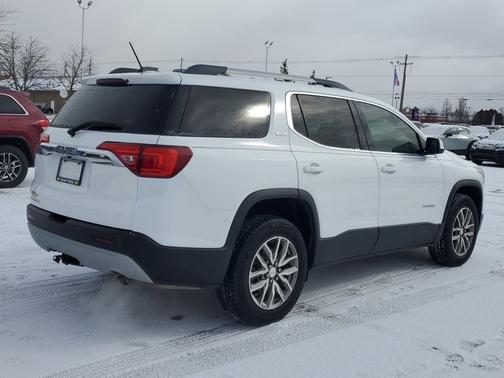2019 GMC Acadia SLE-2