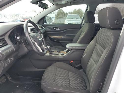 2019 GMC Acadia SLE-2