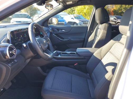 2025 Chevrolet Equinox FWD LT