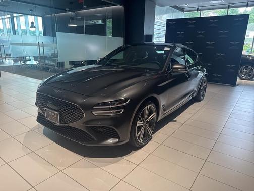 2024 Genesis G70 2.5T