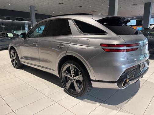 2023 Genesis GV70 2.5T