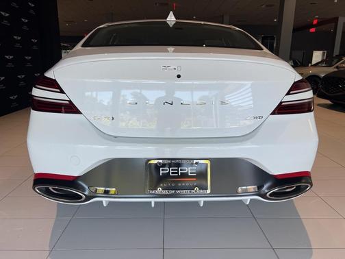 2025 Genesis G70 2.5T