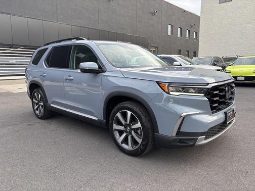 2024 Honda Pilot Touring