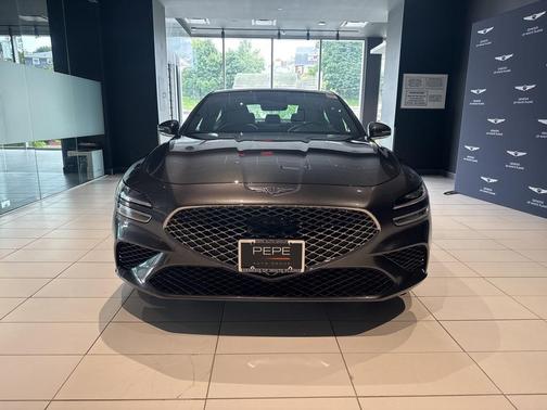 2025 Genesis G70 2.5T