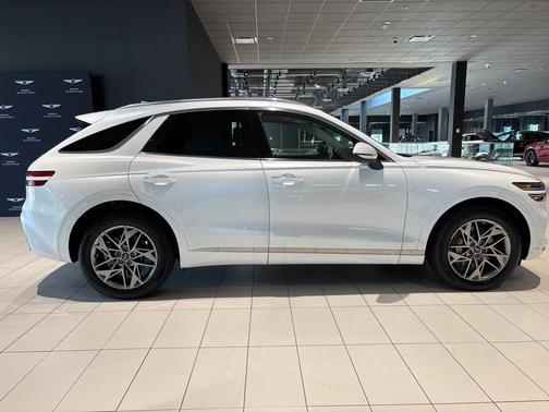 2023 Genesis GV70 2.5T