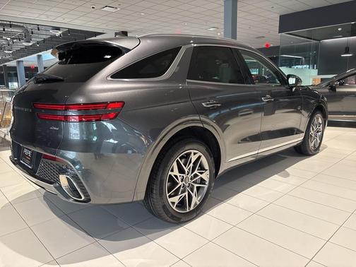 2024 Genesis GV70 2.5T